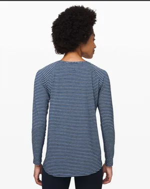 Lululemon Emerald Long Sleeve In Blue and White Sz 8 thumbnail 2