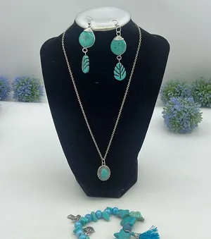 Necklace Earrings Bracelet Turquoise/Silver Hand Made thumbnail 1