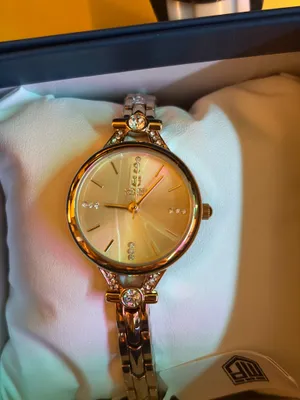 Montres Prestige Dainty 10K Gold Plated/Diamond indices Luxury Collection Watch! thumbnail 2