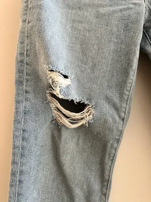 Madewell 90s distressed high-rise straight-leg jeans thumbnail 3