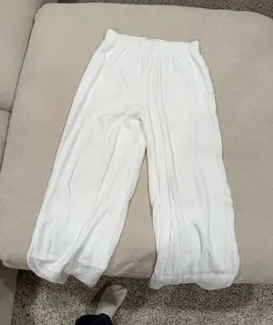 Abercrombie White Pants thumbnail 1
