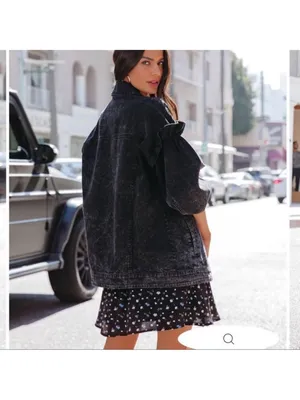VICI Avec Les Filles Nayla acid wash denim jacket - black thumbnail 3