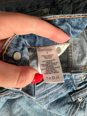 Aeropostale Ripped “Mom” Jeans thumbnail 4