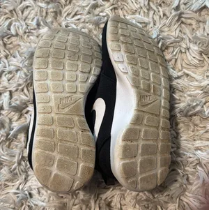 Nike Shoes thumbnail 3