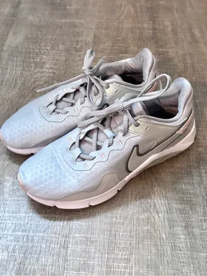 Nike Legend Essential 2 Women's Sneakers Trainers Athletic Shoes Gray Pink 8.5 thumbnail 5