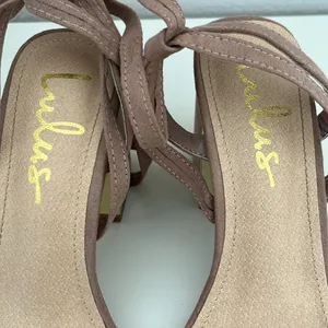 Lulu’s Suede Pink Gold Lace Up Strappy 3.5” Heel in Women’s Size 6.5 thumbnail 7