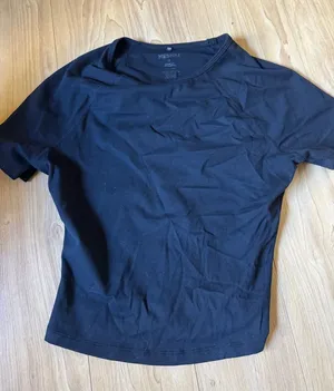 Meshki Black Short Sleeve Crew Neck Women's Tee thumbnail 1