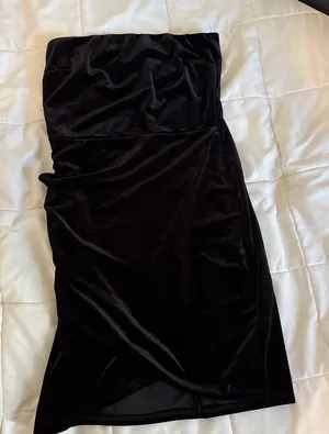 black mini dress thumbnail 1