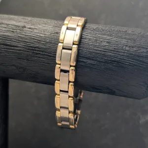 Ladies Citizen Watch Two Tone 5920-S76248 Needs New Battery thumbnail 3