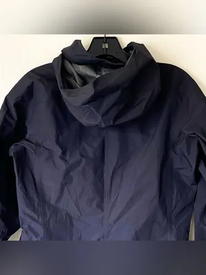 Arc’teryx Theta SL Gore-Tex Stow Hood Purple Black Medium GUC thumbnail 12