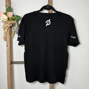 Peloton Black T Shirt Women's Size Medium 100 Century Logo Athletic thumbnail 3