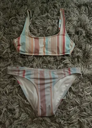 Bikini Set thumbnail 1