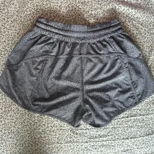 Lululemon tracker shorts  thumbnail 2