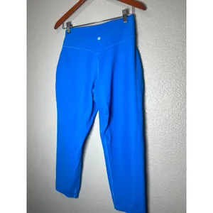 Lululemon High Rise Align w/ pockets crop leggings buttery soft size 8 thumbnail 2