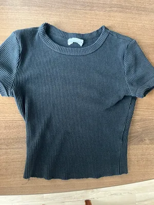 Urban Outfitters Top thumbnail 1