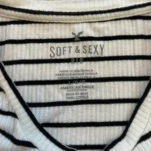 American Eagle Top Shirt‎ Cold Shoulder Size Large Ribbed Stripes Black White thumbnail 8