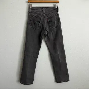 Levi’s Grey Wedgie Straight Fit Jeans. Size 27. thumbnail 3