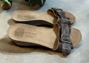 Vionic Orthaheel Technology Brown Snake Print Buckle Slide Sandals US 9 EU‎ 40 thumbnail 1