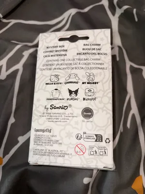 Loungefly Hello Kitty Mystery Box Bag Charm NWT thumbnail 3