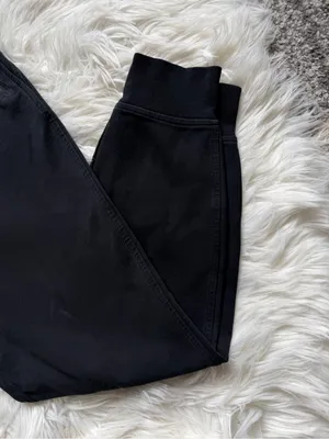Old Navy Dynamic Fleece joggers thumbnail 3