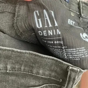CLEARANCE Gap Cutoff Black Denim Jean Shorts‎ 00 24 Hugh Rise 4” EUC Button Fly thumbnail 6