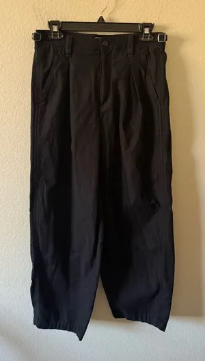 TNA SUPPLY PANT SIZE 4 Black Balloon Baggy Aritzia Casual Capsule Wide Leg thumbnail 1