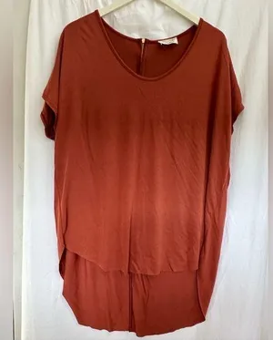 Boutique blouse Size L thumbnail 1