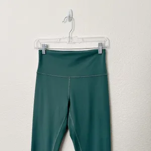 [Lululemon] Medium Teal Green Wunder Train High Rise Tight Leggings 25" Size 8 thumbnail 3