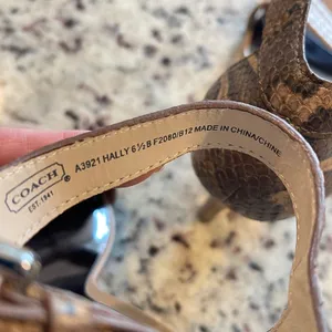 Coach Hally Sandals Womens 6.5 Tan Snakeskin Woven Stiletto Heels A3921 Animal thumbnail 8