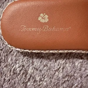 Tommy Bahama Gold Fringe Sandals. 7 thumbnail 6