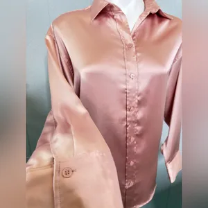 H&M Satin Button-Down Shirt in Blush thumbnail 4