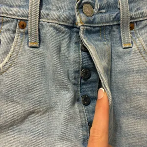 Levi’s 501 Denim Shorts thumbnail 6