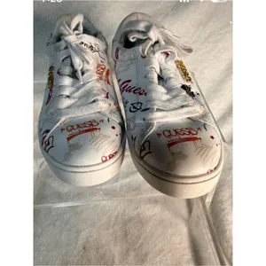 GUESS White Sneakers with Multicolor Graffiti Accents Women Size 6.5 thumbnail 3