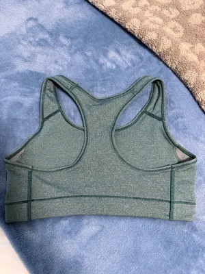 Nike sports bra thumbnail 2