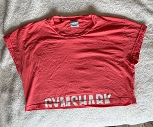 Gymshark Crop Top thumbnail 1