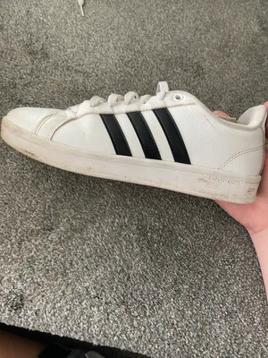 Adidas Sneakers thumbnail 2