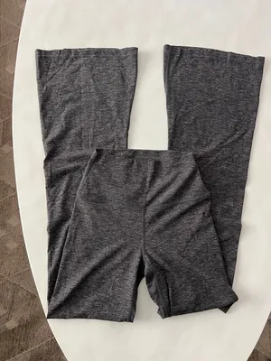 SPLITS59 Raquel Airweight High Rise Flare Leggings in Heather Gray 32" S $138 thumbnail 4