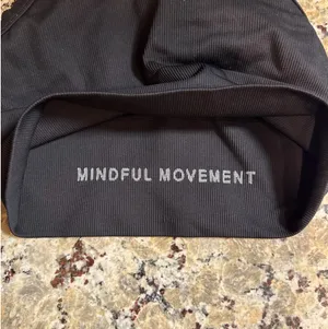 Alo Seamless Ribbed Yoga Favorite Bra Tank thumbnail 3