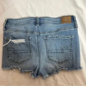 American Eagle High Rise Stretch Shorts thumbnail 2