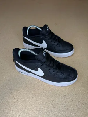 Nike Air Force 1 Low LV8 NBA GS 820438-015 Women’s 8 6.5Y Black White thumbnail 2