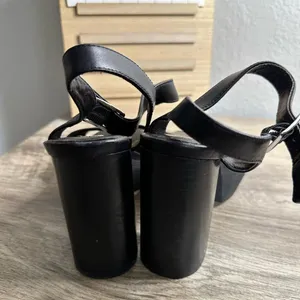 Steve Madden Women’s 8 Maurra Black Leather Heeled Platform Sandals Goth Chunky thumbnail 3