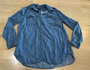 Banana Republic long sleeve tencel chambray button down blue size large thumbnail 1