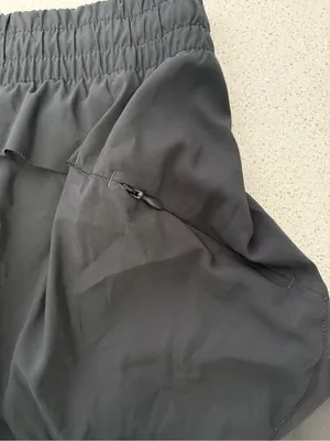 Athleta Mesh Racer Run Mid Rise 4" Short thumbnail 7