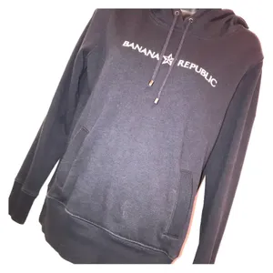 Banana‎ Republic Factory Navy Hoodie thumbnail 2