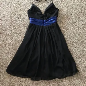I.N. San Francisco cocktail dress size 3 Ties around neck pleats black blue thumbnail 9