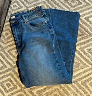 Avec Les Filles Jeans thumbnail 2
