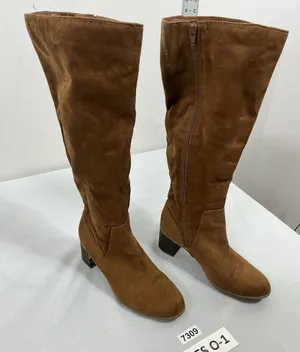 Womans Excellent Condition Universal Thread Knee High Boots 8.5 Rust Block Heel thumbnail 1