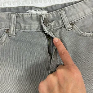 Free People‎ Grey Cotton Distressed Shorts Size 25 thumbnail 3