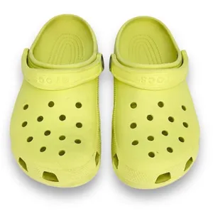 CROCS Classic Clog Pale Banana Yellow Unisex Men's 7 Women's 9 thumbnail 2