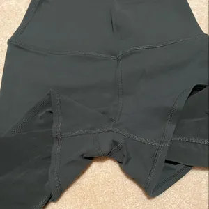 Alo yoga high waist mesh biker shorts - hunter green thumbnail 3